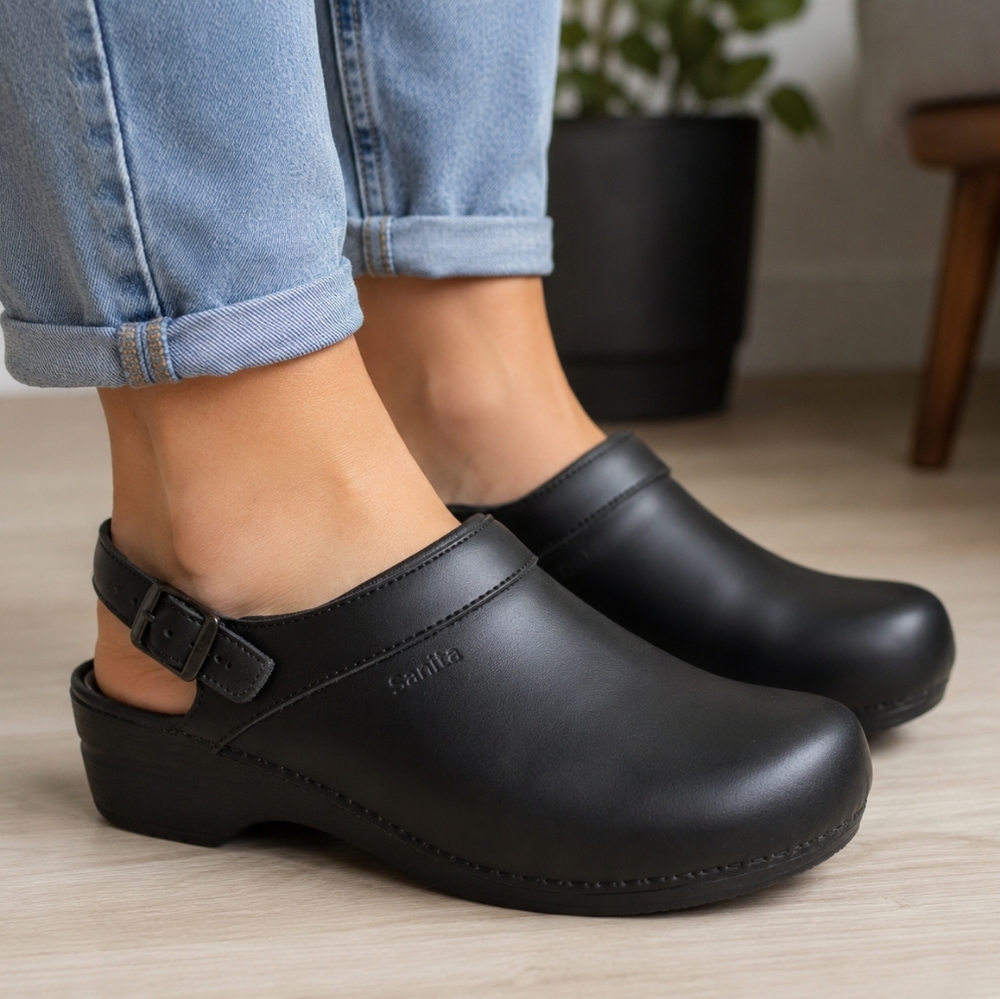 Sanita Black Leather Clogs EU42 Comfort Nursing Work Shoes Adjustable Heel Strap